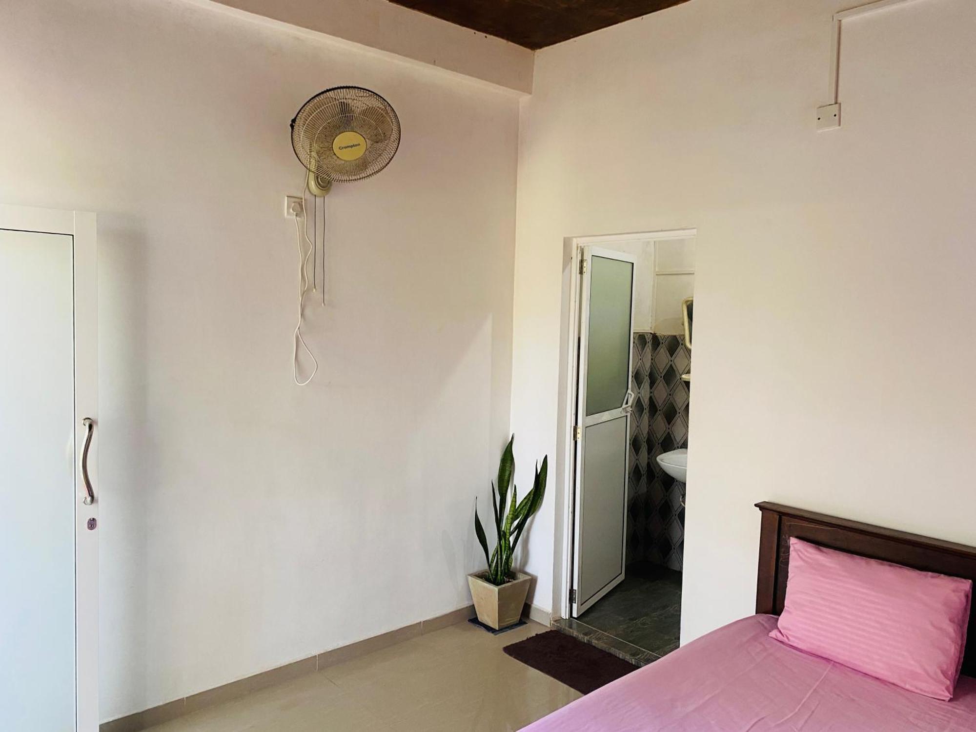 Little Mount Guest House Mirissa Exterior foto